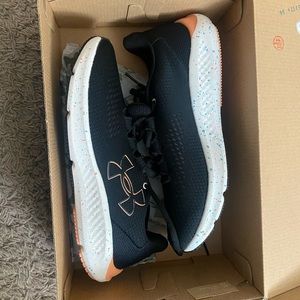 Women’s under armour shoes